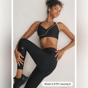 NWT Alo Yoga 7/8 High-Waist Airlift Legging – Black medium-retail $134